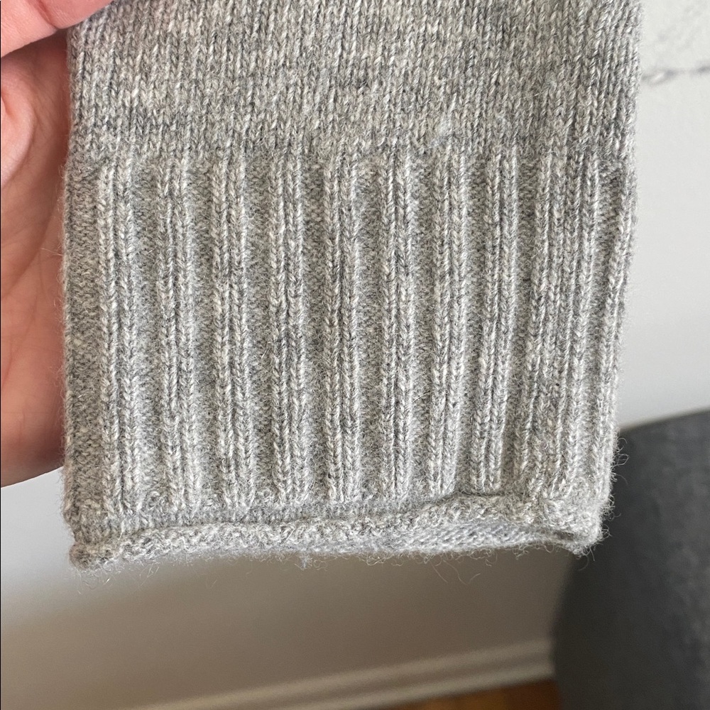 Jenni Kayne Everyday Sweater Light Gray Crew Neck Sweater - Picture 10 of 16